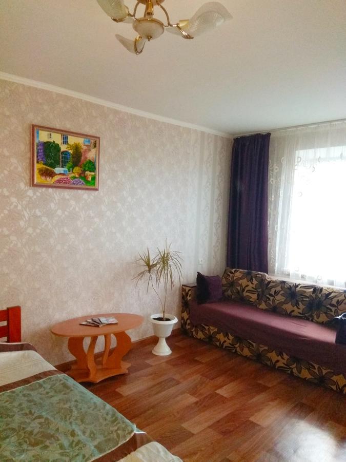 Apartment On Prospekt Peremogi Csernyihiv Kültér fotó